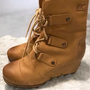 Sorel Women's Brown Lace-Up Wedge Boots